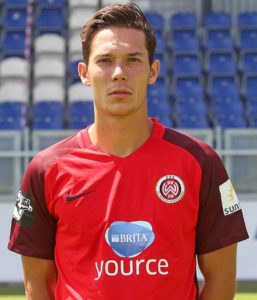 13.07.2017, xsvx, Fussball 3.Liga, SV Wehen Wiesbaden Fototermin, Fußball, GER 3.Liga Porträttermin 2017/2018, emonline, Neuzugang Jeremias Lorch (SV Wehen Wiesbaden)